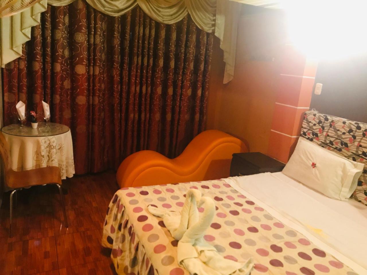 Hotel Manantial No,001 Lima Buitenkant foto