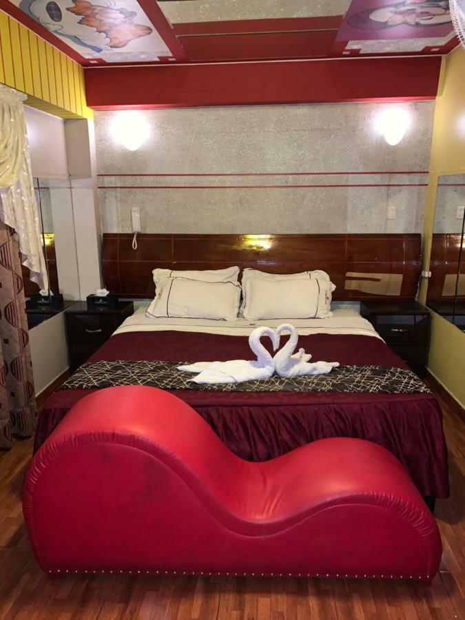 Hotel Manantial No,001 Lima Buitenkant foto