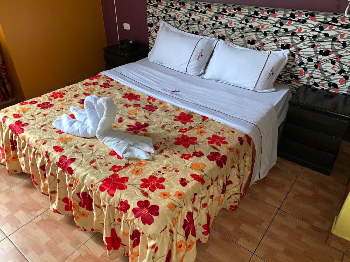 Hotel Manantial No,001 Lima Buitenkant foto